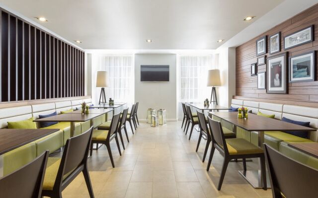 Courtyard by Marriott Edinburgh