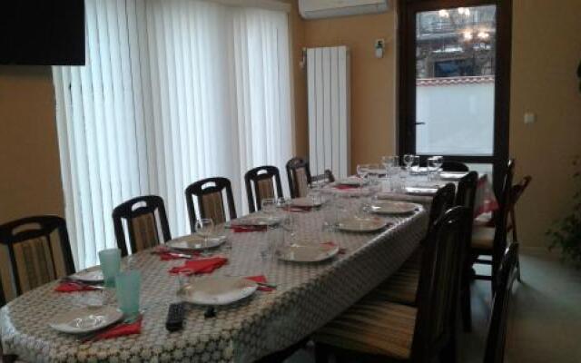 Family Hotel Camellia