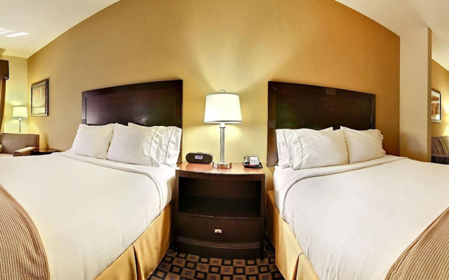 Holiday Inn Express Hotel & Suites Clovis