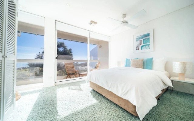 Sentosa at Semaphore Park-beachside Living