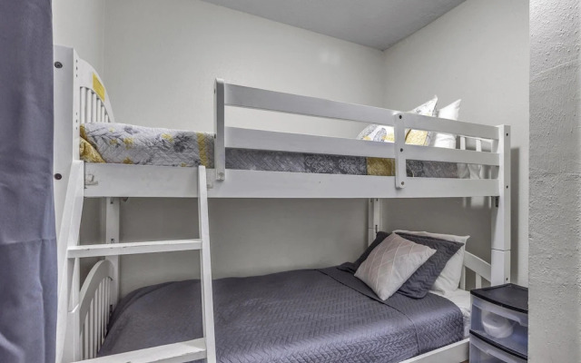 The Victorian Condos