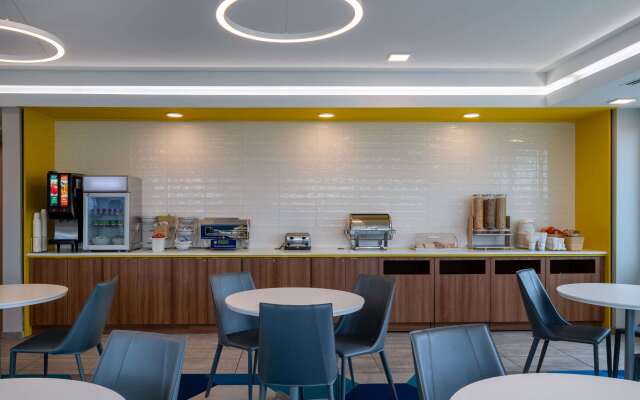 Microtel Inn & Suites by Wyndham Winchester