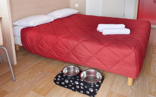 Première Classe La Ville-Du-Bois