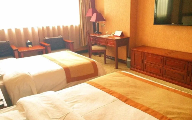 Xinfeng Holiday Hotel