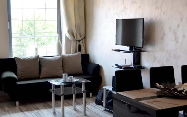 INApartments Riverside