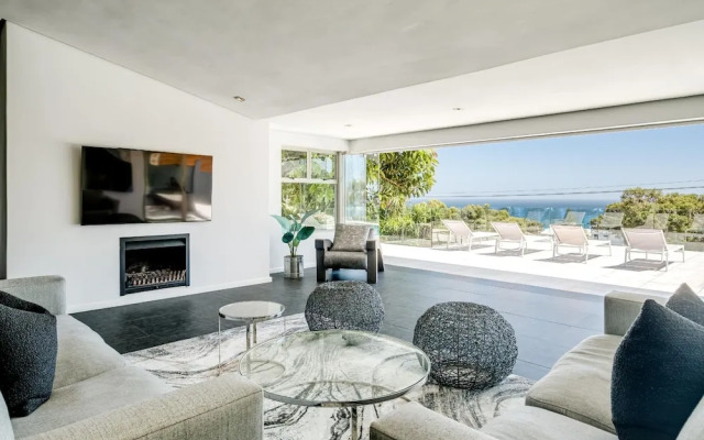 Ocean View Camps Bay 5bed Villa w Pool Valtameri