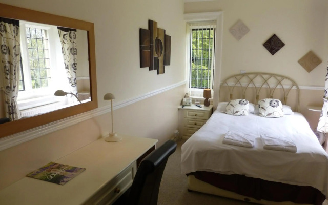 Maes Manor Hotel
