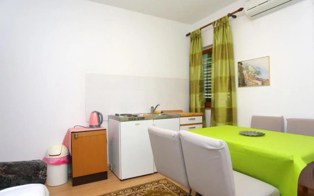 Apartments with a parking space Marusici, Omis - 954