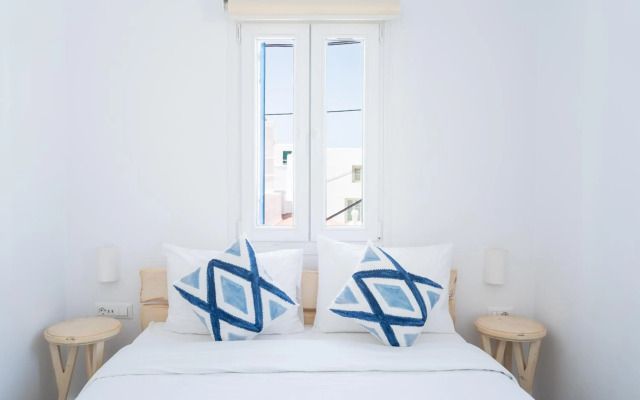 Eleanna's Mykonos
