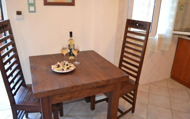 Kastro Apartments
