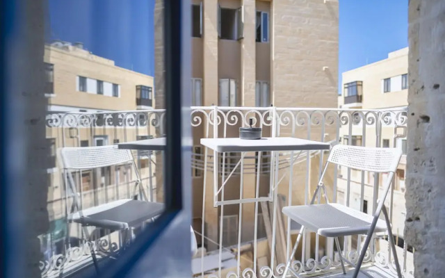 Mandera's Boutique Suites & Dorms