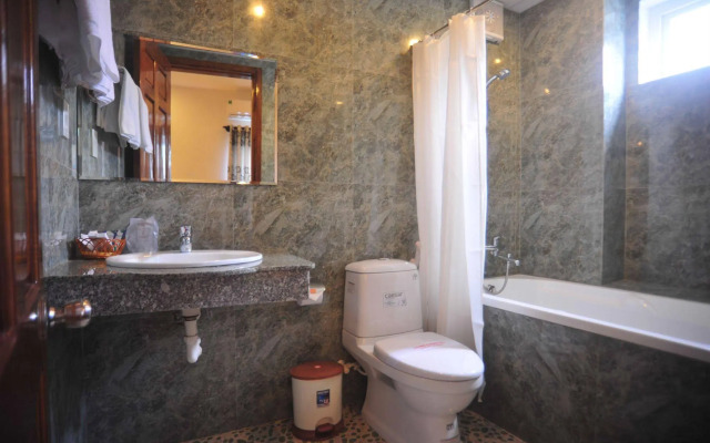 Hong Thien Ruby Hotel