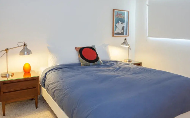 Felix House