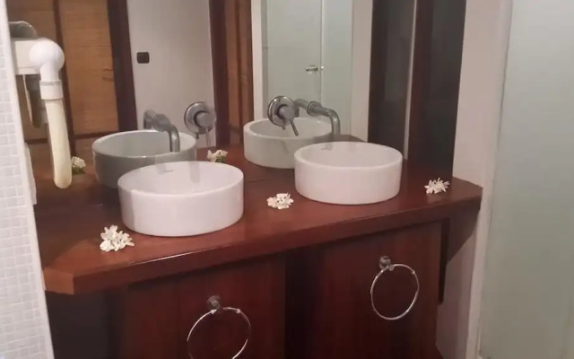 BORA BORA- Bungalow Tuatini N361-1 DTO-MT