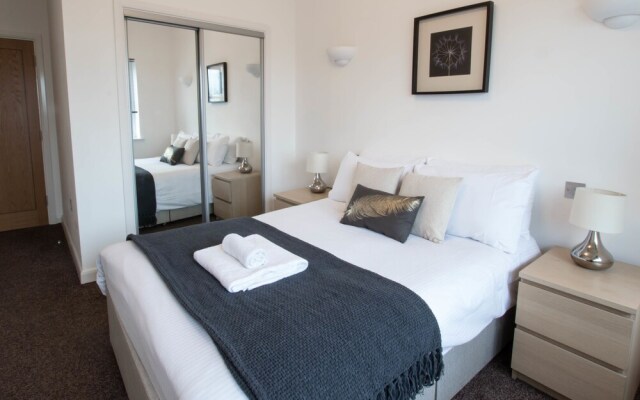 Oaklands House Serviced Apartments