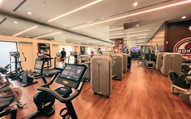 New Fairmont Residences by Propigo