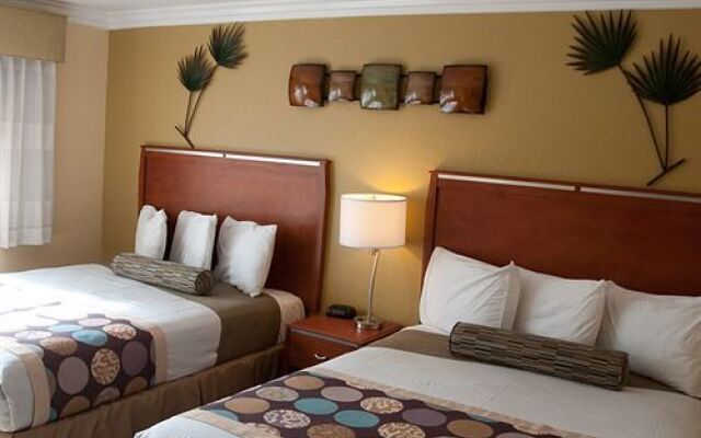 Deer Haven Inn & Suites