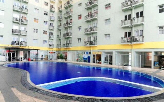 OYO 93439 The Suites Metro Apartment By Interindo