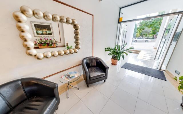 Onyx Suites & Apartments