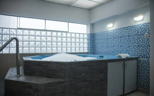Hotel Ferre Miraflores