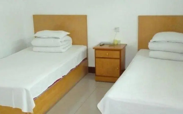 Qufu Baotai Hotel