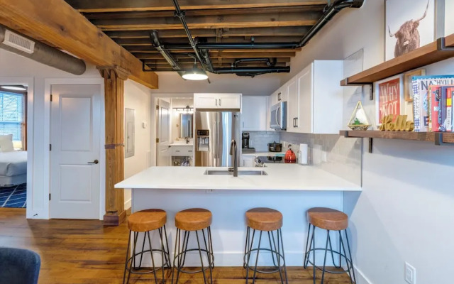 Cosmic Nashville at The 1865