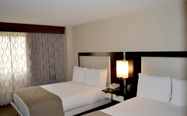 Doubletree by Hilton Houston Hobby Airport