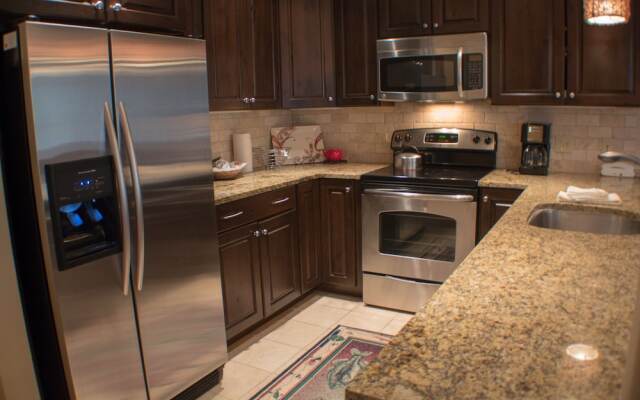 Evergreen by Crested Butte Lodging