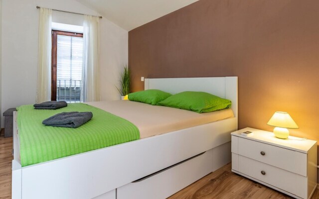 Nice Home in Pomer With Wifi and 3 Bedrooms