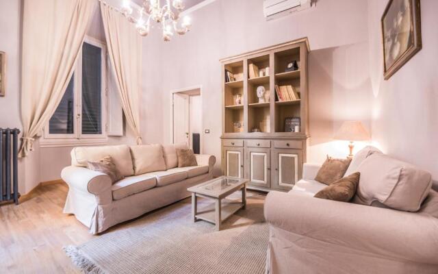 Stunning Apt 5min Walk To Duomo