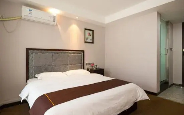 Zhengzhou Grete Hotel (Zhongzhou Avenue CBD Convention and Exhibition Center)