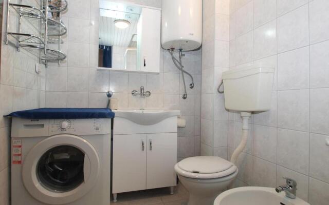 Apartment Lovre 1605