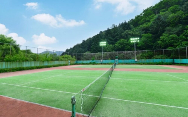 Chuncheon Aisan Tennis Pension