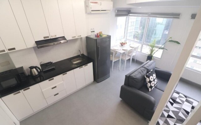 Oasis Regency at Fort Victoria BGC