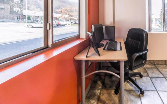 Red Roof Inn Johnstown