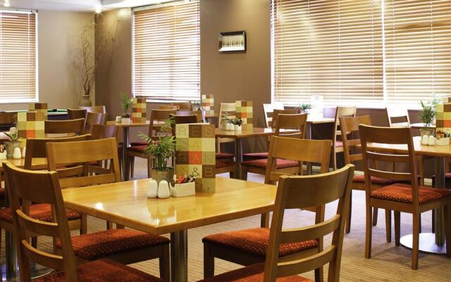 ibis Chesterfield Centre - Market Town