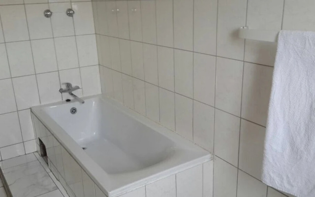 Bogadi B&B