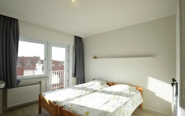 Du Parc 006 Spacious Apartment in De Haan