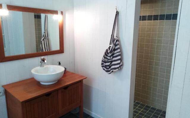 Les Hôtes du Paradis