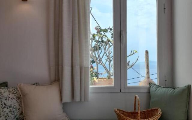 Mirabello Sea House