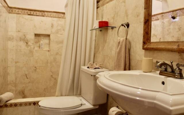 Stunning Residence 4 Bedrooms, AC, WiFi