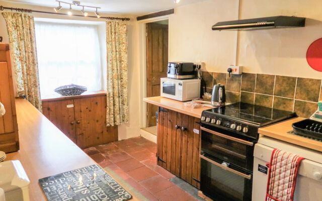 Moonfleat Cottage