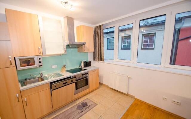 Penthouse Seven Private Roof Terrace Lake View