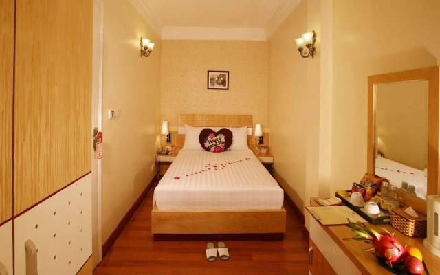 Hanoi House Hostel & Travel