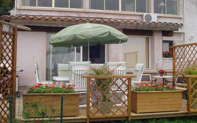 Appartement climatisé piscine mer 2km5