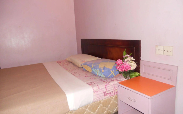 OYO 89625 Bilton Inn