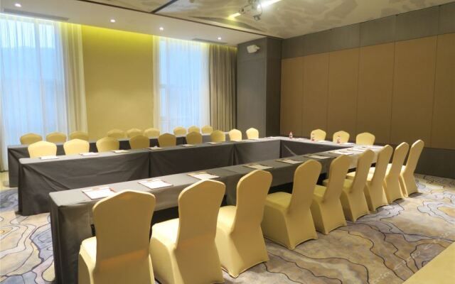 Biquan Kongzhong Hot Spring Hotel