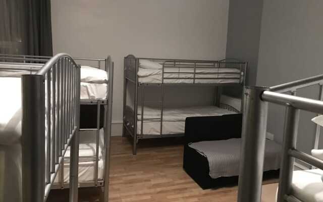 OYO Newcastle West