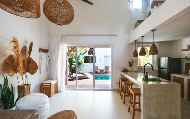 Sun & Moon Villa