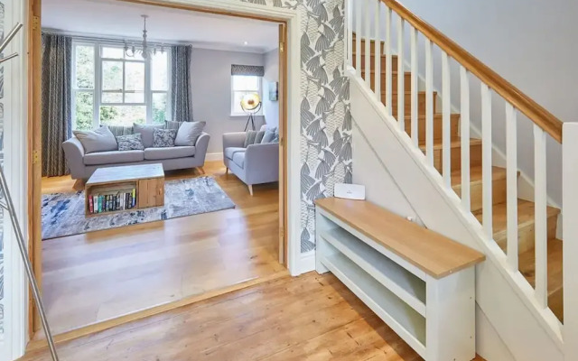 Host Stay River View